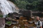 Chegando á cachoeira do rio Vermelho, na Várzea do Braço, em Santo Amaro da Imperatriz, perto de Florianópolis, em Santa Catarina